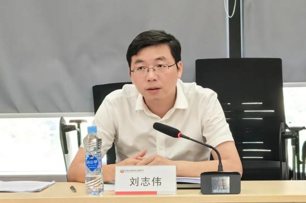 安义县委常委、常务副县长刘志伟一行赴安博调研座谈