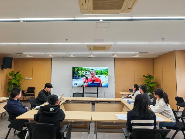 安博开展“学赣鄱先锋典范，践承诺勇创新绩”主题党日活动